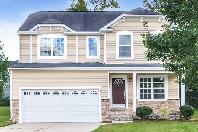 property at 676 Yorkshire Dr