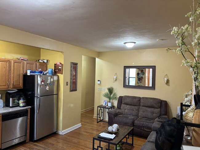 137 Intervale St in Dorchester, MA - Foto de edificio - Building Photo