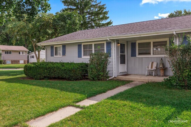 1706 Willow St in Sycamore, IL - Building Photo - Building Photo