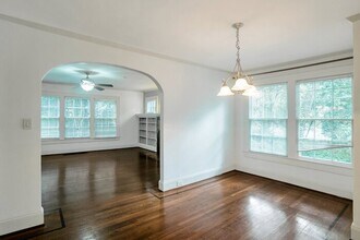2150 Lenox Rd NE in Atlanta, GA - Building Photo - Building Photo