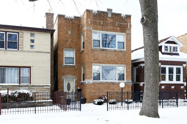 7952 S Chappel Ave in Chicago, IL - Foto de edificio - Building Photo