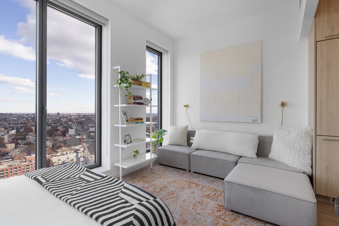 545 Vanderbilt Ave-Unit -FL27-ID1009992P in New York, NY - Building Photo