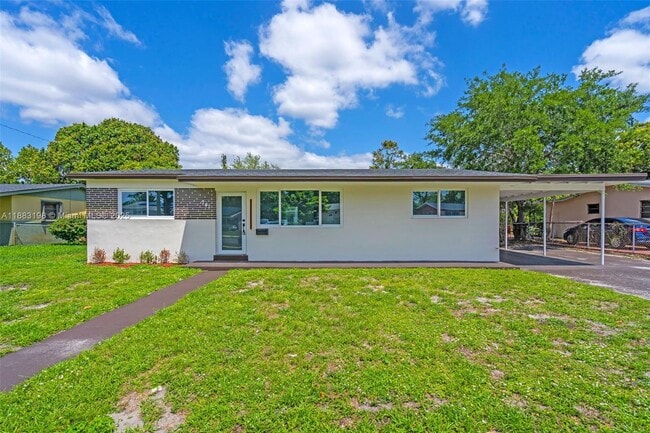 741 NW 175th Dr in Miami, FL - Building Photo - Building Photo
