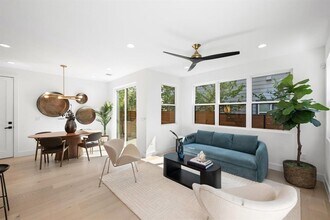 7706 Watson St in Austin, TX - Building Photo - Building Photo