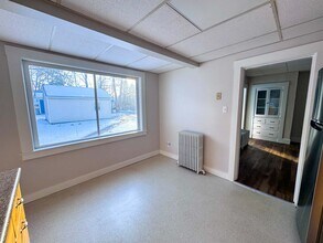 39 Allen St in Bath, ME - Foto de edificio - Building Photo