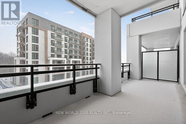 720 Whitlock Ave in Milton, ON - Building Photo - Building Photo