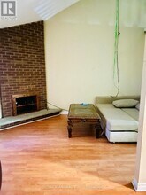 118 Banting Crescent in Brampton, ON - Building Photo - Building Photo