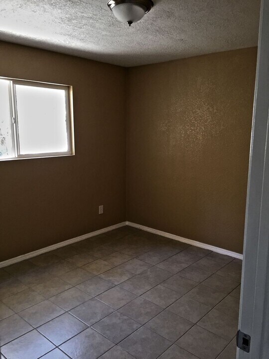 10801 Towner Ave NE in Albuquerque, NM - Building Photo