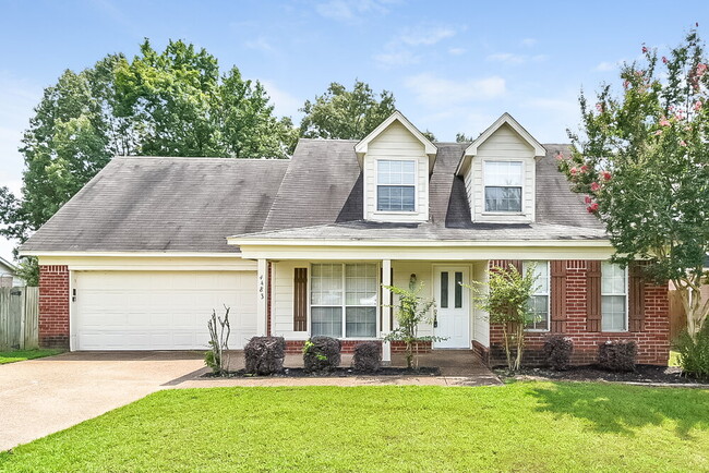 property at 4483 Shadow Glen Cove