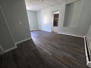 30-32 Willow St in Kingston, NY - Building Photo - Building Photo