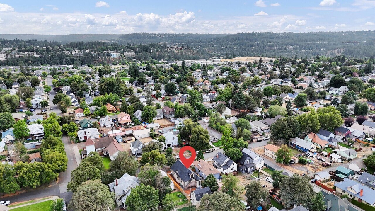 2016 W Gardner Ave in Spokane, WA - Building Photo