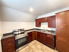 181 S Bend St in Pawtucket, RI - Building Photo - Building Photo