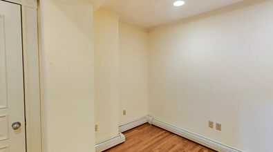 196 Commonwealth Ave, Unit B in Boston, MA - Foto de edificio - Building Photo