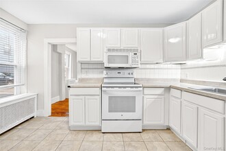 41 Saratoga Ave in Pleasantville, NY - Building Photo - Building Photo