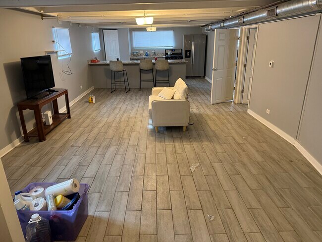 10144 S Wood St, Unit Basement in Chicago, IL - Building Photo - Building Photo