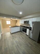 3243 Summerhill Ln in Columbus, OH - Building Photo