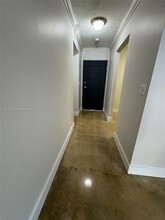 7820 Camino Real in Miami, FL - Building Photo - Building Photo