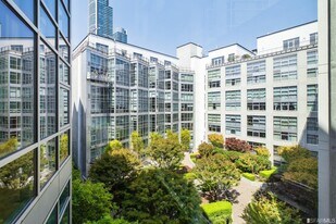 200 Brannan St in San Francisco, CA - Building Photo