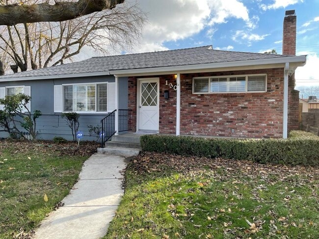 130 E Emerson Ave in Tracy, CA - Building Photo - Building Photo