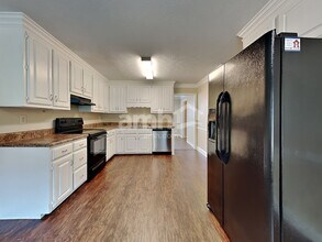 1839 Stonebrook Way in Lawrenceville, GA - Building Photo - Building Photo