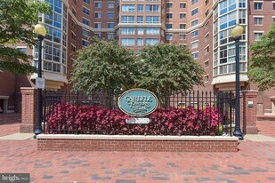2151 Jamieson Ave, Unit 801 in Alexandria, VA - Building Photo