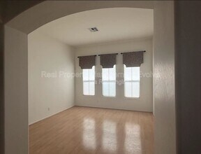 3038 W Trapanotto Rd in Phoenix, AZ - Building Photo - Building Photo