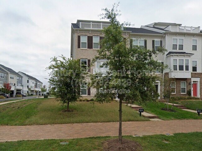 property at 1705 Dunnington Pl