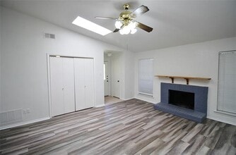 1406 Butterfield Dr in Mesquite, TX - Building Photo - Building Photo