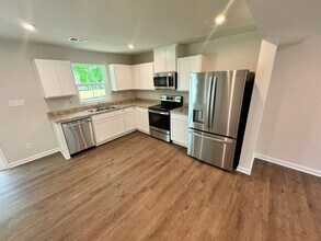 5345 Canterbury Rdg Ct in Richmond, VA - Building Photo - Building Photo