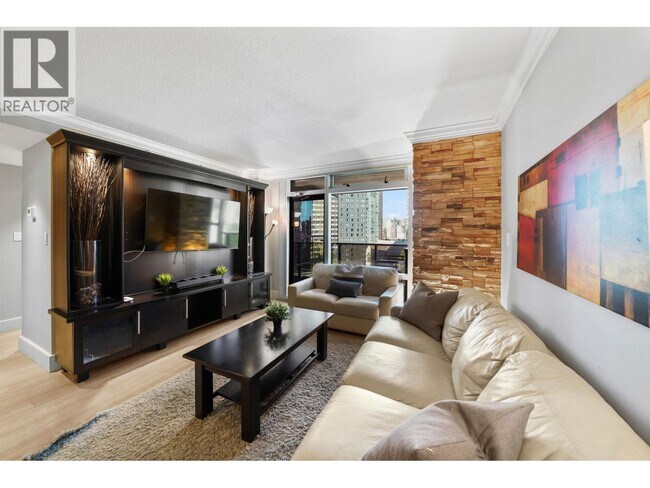 1050 Burrard St in Vancouver, BC - Building Photo - Building Photo