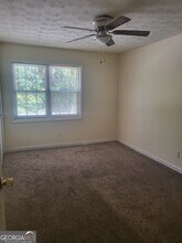 400 N River Pkwy in Atlanta, GA - Building Photo - Building Photo