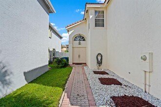 16255 SW 26th St in Miramar, FL - Building Photo - Building Photo