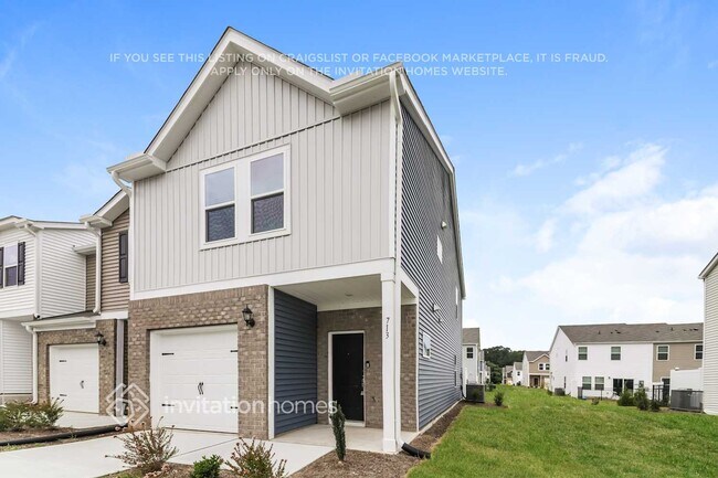 713 Hilton Pk Lp in Knightdale, NC - Building Photo - Building Photo