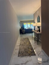 16430 Briar Patch Pl in Miami Lakes, FL - Building Photo - Building Photo