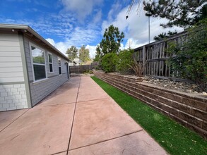 5264 Southcreek Ct in Santa Maria, CA - Building Photo - Building Photo