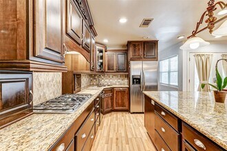 3022 Triway Ln in Houston, TX - Foto de edificio - Building Photo