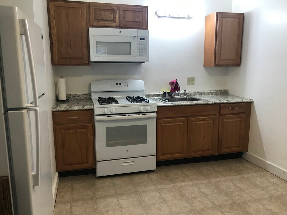 3 Webster St in Rockland, MA - Building Photo