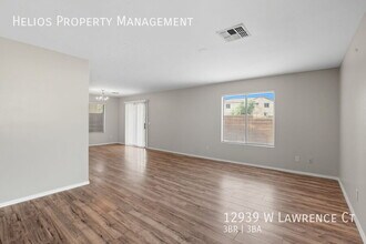 12939 W Lawrence Ct in Glendale, AZ - Foto de edificio - Building Photo