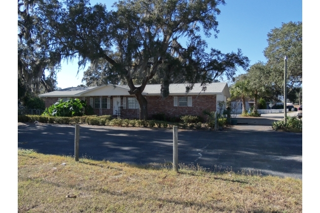 315 N Commonwealth Ave in Polk City, FL - Building Photo