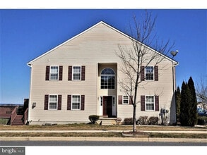 3728 Knight Dr in Macungie, PA - Foto de edificio - Building Photo