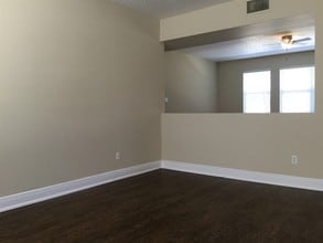 2475 Breezy Meadow Rd in Apopka, FL - Building Photo - Building Photo