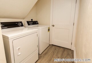 476 Fulton St in Medford, MA - Building Photo - Building Photo