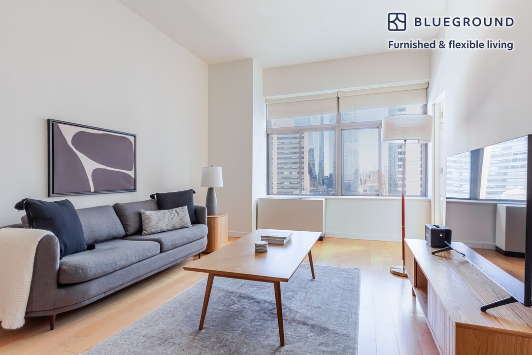 90 Washington St in New York, NY - Building Photo