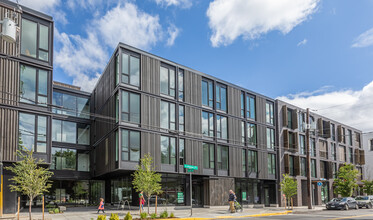 Artisan Apartments in Portland, OR - Building Photo - Building Photo