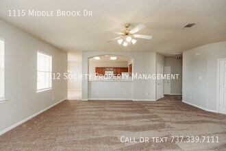 1115 Middle Brook Dr in Leander, TX - Building Photo - Building Photo