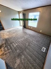 10507 Old Leo Rd in Fort Wayne, IN - Building Photo - Building Photo