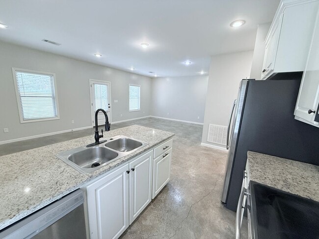 145 MS-334 in Oxford, MS - Building Photo - Building Photo