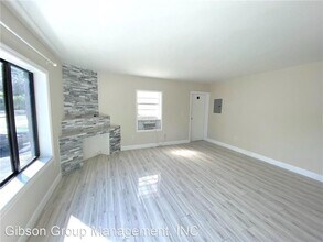 1605 E Broward Blvd in Fort Lauderdale, FL - Building Photo - Building Photo