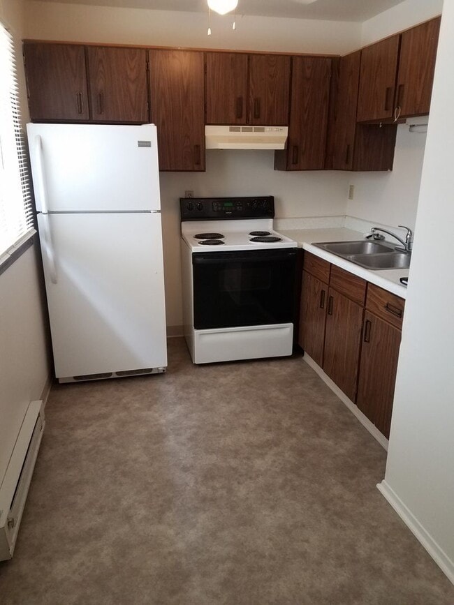 property at 1745 La Cres St