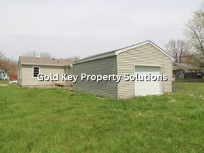 505 W 21st St in Anderson, IN - Foto de edificio - Building Photo